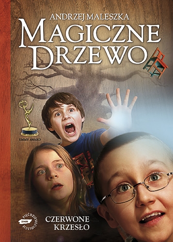 Magiczne drzewo. Czerwone krzesło